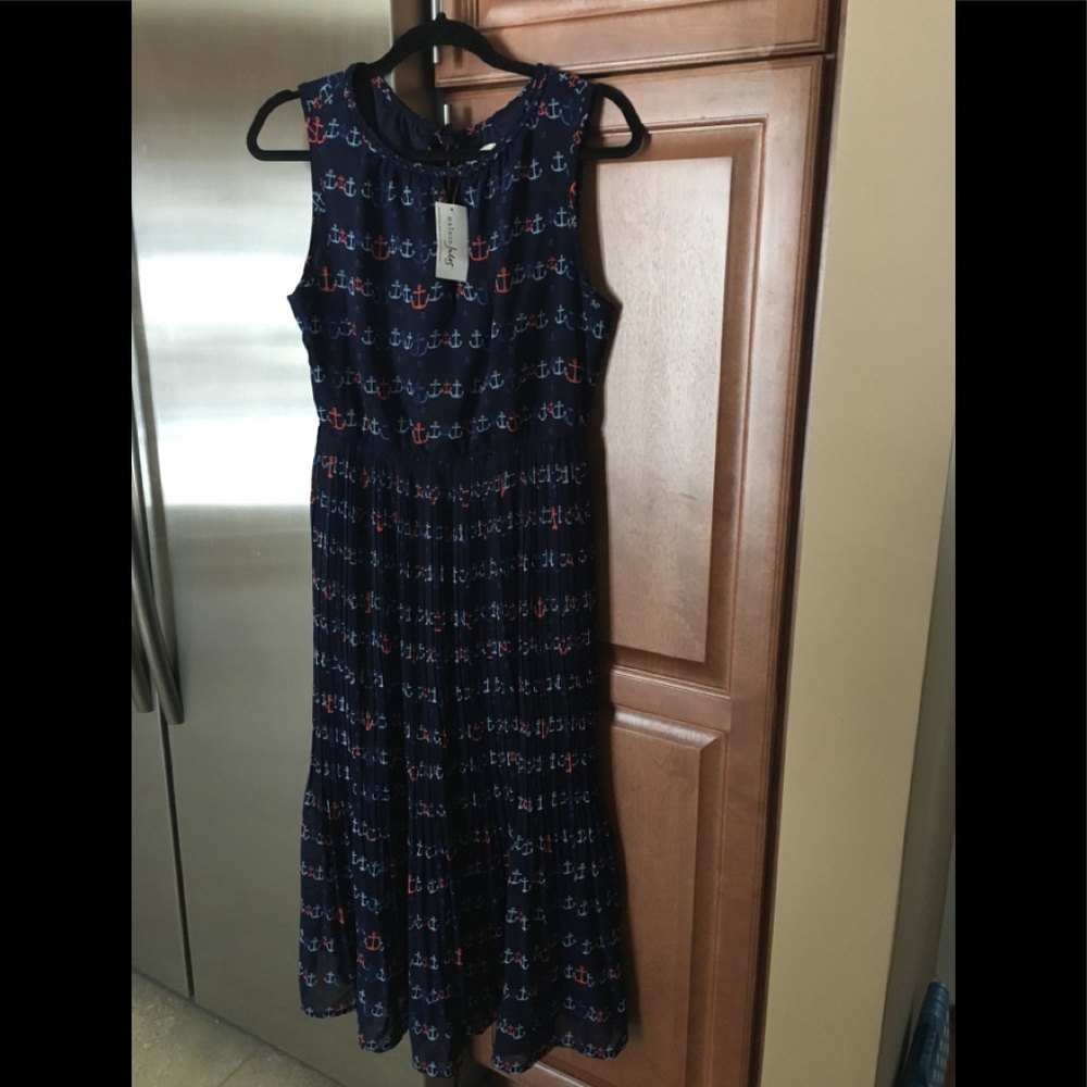 Midi dress with anchors design. Size large